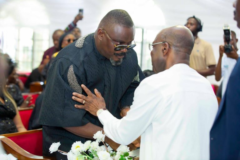 Otti Consoles DON Media Group CEO, Urges Family Not To Mourn Like Unbelievers At Mother’s Burial