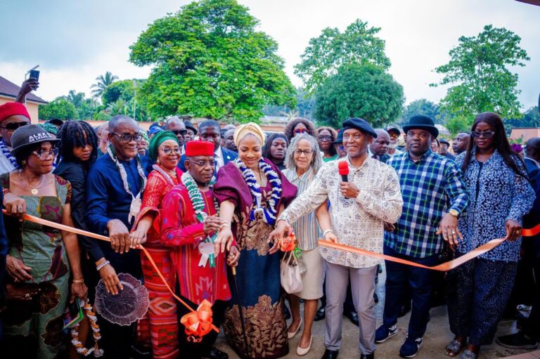 Gov Otti Commissions Another Smart School in Abia, Urges Pupils To Embrace Hardwork